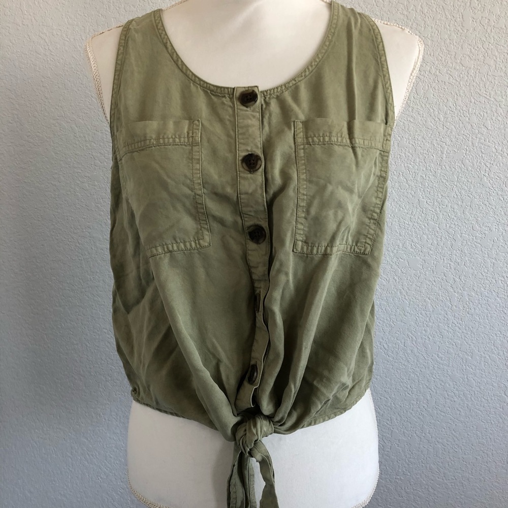 Universal Thread Olive Green Button-Front Tie Tank Top